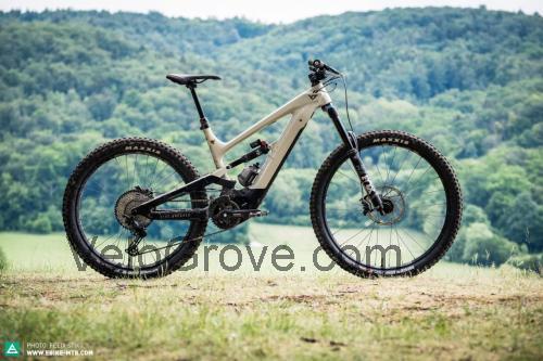 YT Industries Decoy Comp specs and reviews